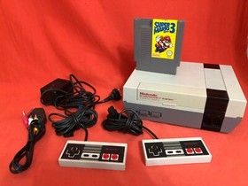 NINTENDO NES SYSTEM CONSOLE SUPER MARIO VIDEO GAME 2 CONTROLLERS BUNDLE UNTESTED