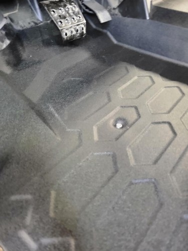 2024 Polaris Ranger 1500 XD Front Floor Mat (99612) - Bild 5 von 7