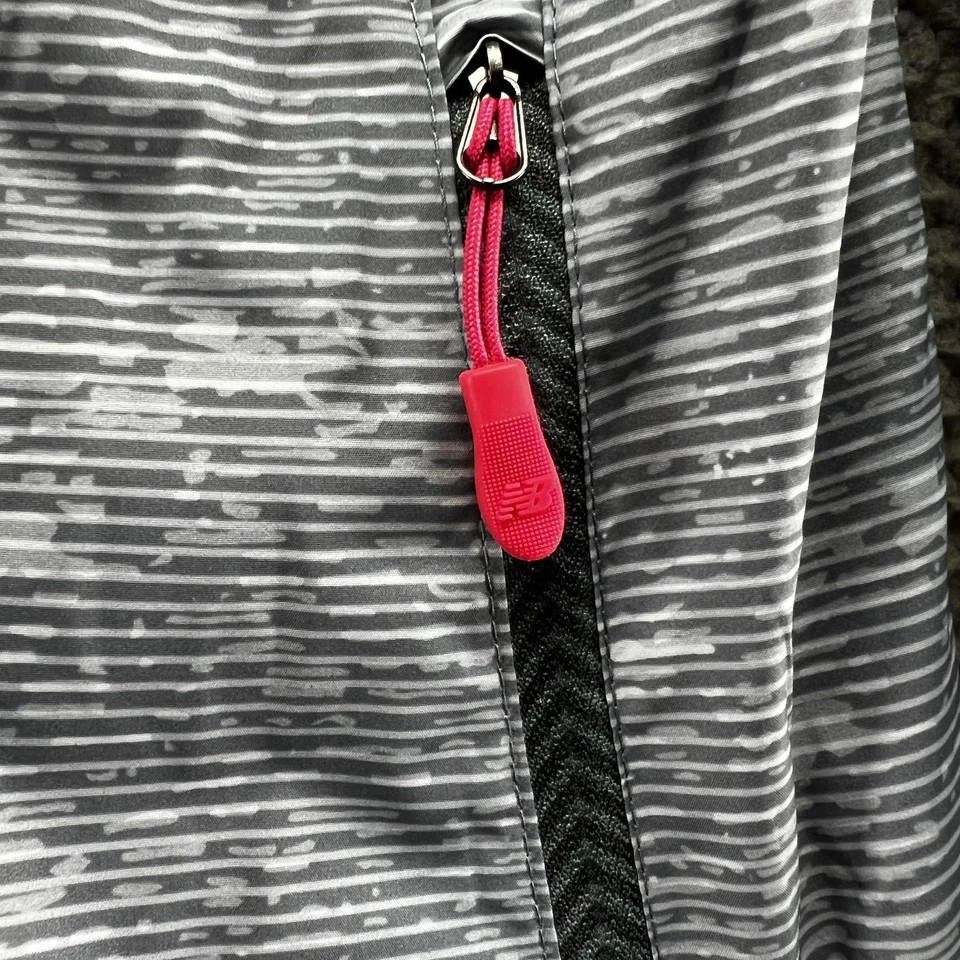 New Balance Jacket Womens Medium Gray Pink Full Zip Running Windbreaker Pocketed - Image 3 of 4