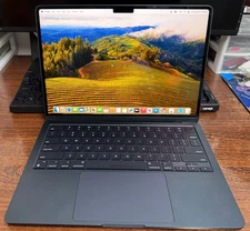 Apple MacBook Air 13" (M3, 8GB Ram, 256GB SSD Midnight Black) Excellent 100% Bat