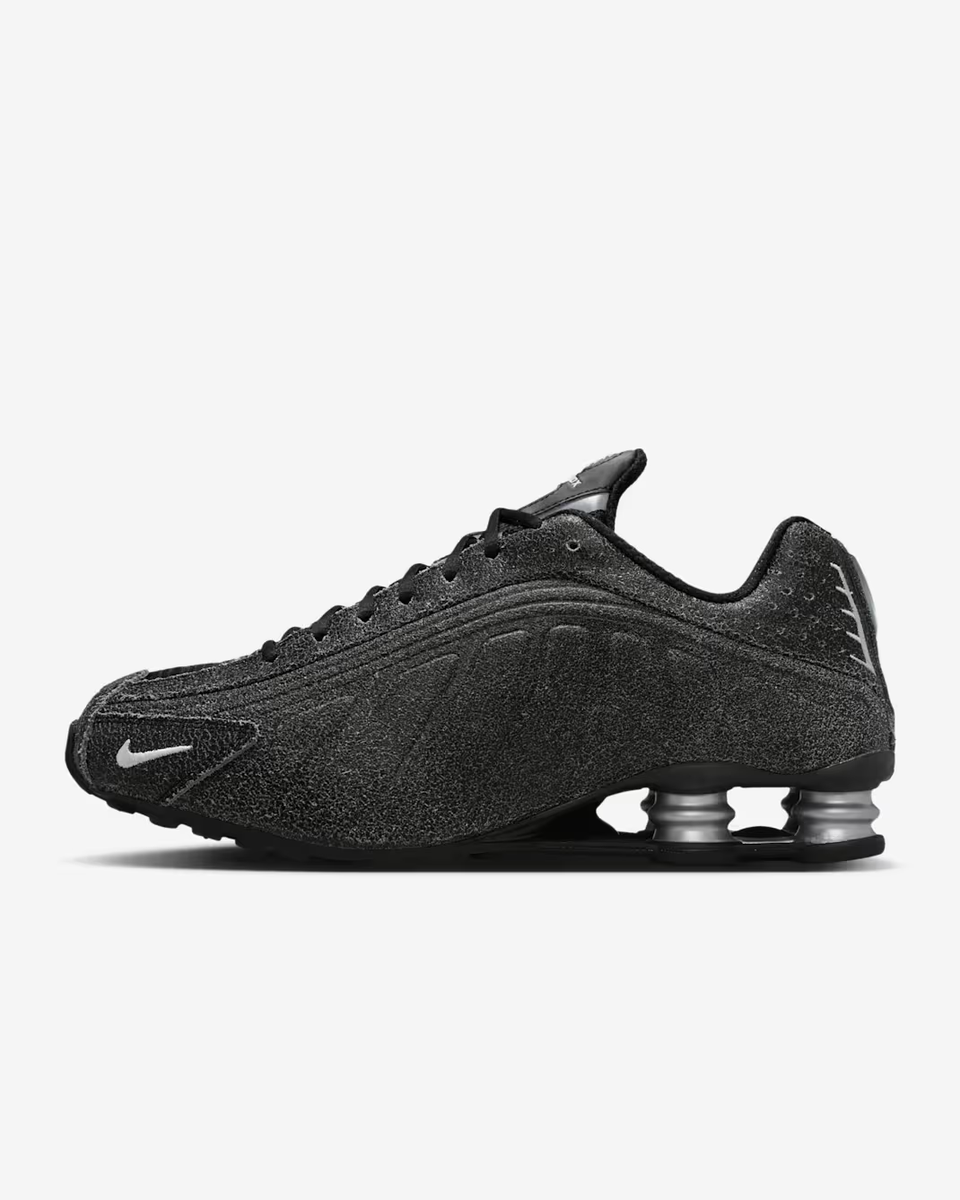 IO4544-002 Nike Shox R4 Distressed Leather Black Metallic Silver