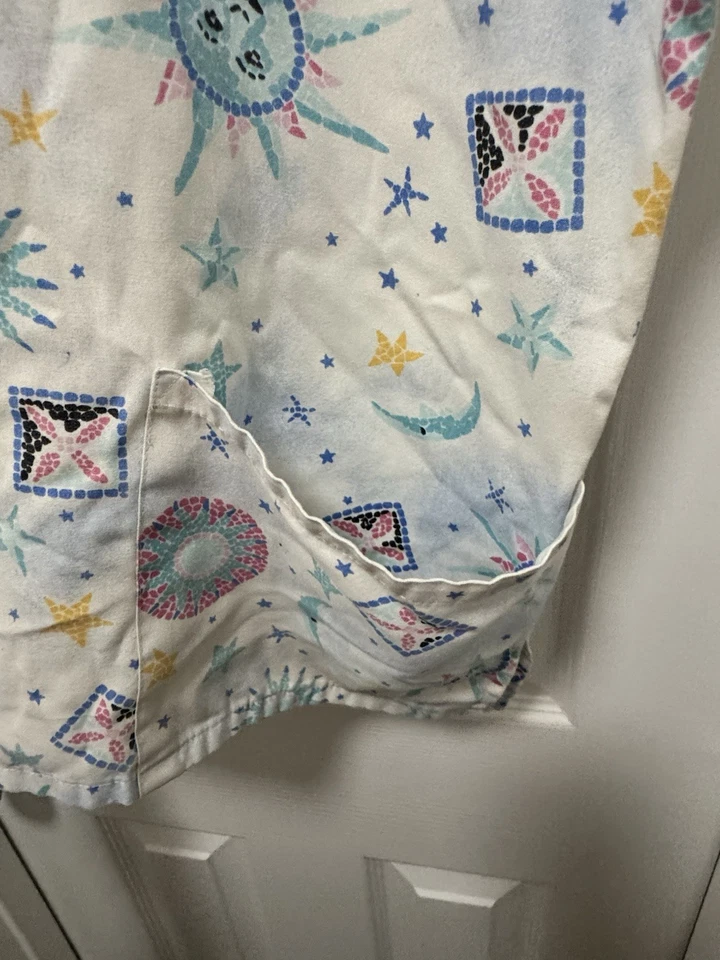 Scrub HQ Small Women’s Top Polyester/cotton 🌞 🌟 🌕  - Image 3 of 4