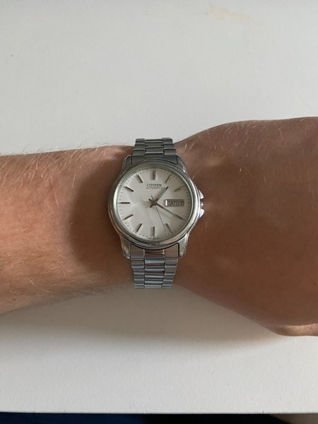 Reloj Citizen Horas Felices 8200-S80831 Automático Day Date
