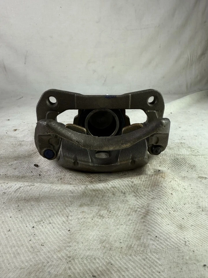 Pinza de freno de disco-4 puertas 19-B1719 Reman se adapta; Mitsubishi Mirage 93-00 Fr derecha Foto 4 de 4