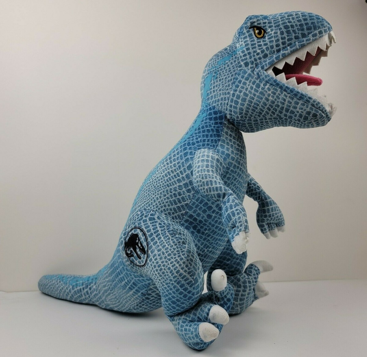VTG Jurassic Park World Plush T-Rex Dinosaur 20