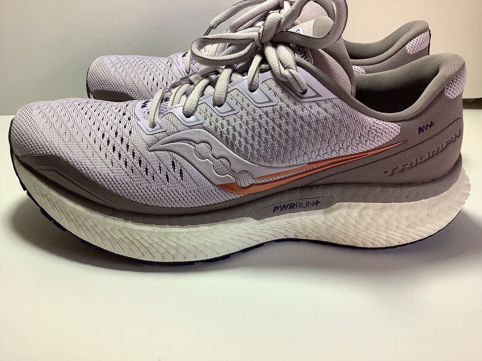 Saucony Triumph 18 Womens Shoes Size 7.5, Color: … - image 1