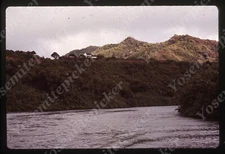 sl65  Original slide  1980's Hawaii Wailua River  830a