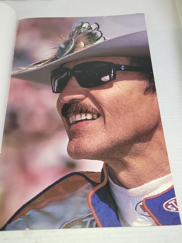Vtg Richard Petty Poster Book~ 1992 ~90s NASCAR~ #43 - Picture 9 of 16