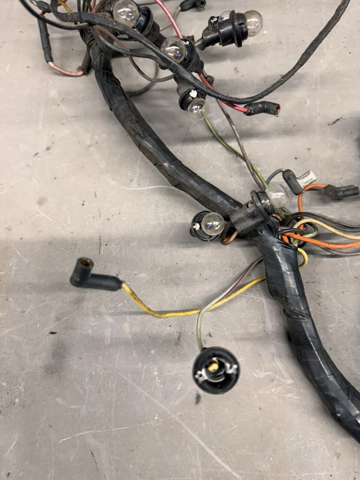 Ford Galaxie 1963 1964 tablero principal arnés de cableado caja de fusibles personalizado 500 XL Marauder Foto 3 de 4