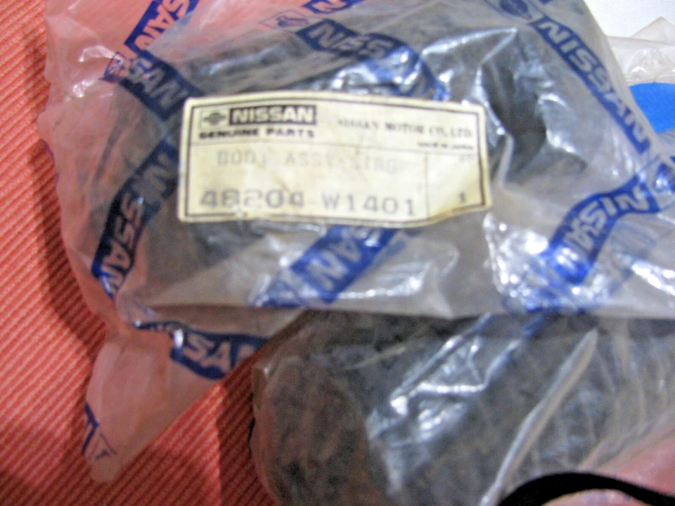 1980-1983-DATSUN 280ZX 810 LH/RH STEERING RACK BOOTS NLA NOS - Imagem 3 de 4