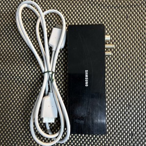 Samsung  QE55Q6FGMT TV One Connect BN91-19624B  mit Kabel.