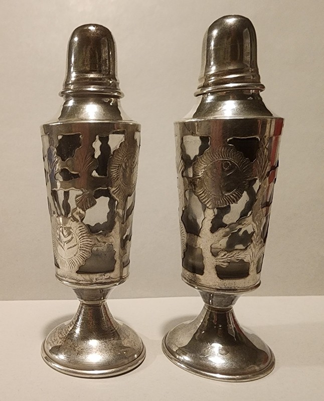 Taxco Sterling Silver .925 Salt and Pepper 4" Shakers - Mexico