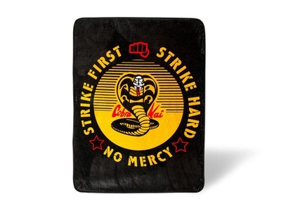 Cobra Kai Strike First Fleece Decke 45 x 60 Zoll Gelb
