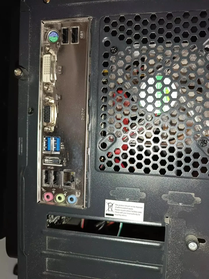 Desktop Gaming PC AMD A8 Quad Core | 16GB RAM | 250GB SSD | Windows 10 - Image 4 of 4