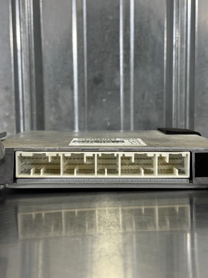 01 Toyota 4Runner ECU ECM PCM Engine Computer 3.4L 5VZ-FE AT 4x4 OEM 89666-35420 - Image 3 of 4