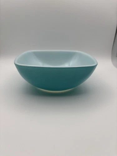 New ListingVintage PYREX Small Square #410 Turquoise Blue Serving/Dip 12 Oz Dish/Bowl