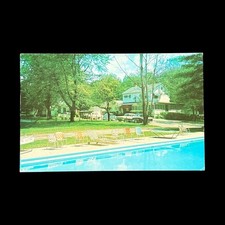 Devi-Bara Resort Postcard 1962 Baraboo Wisconsin Devils Lake Main Lodge Pool