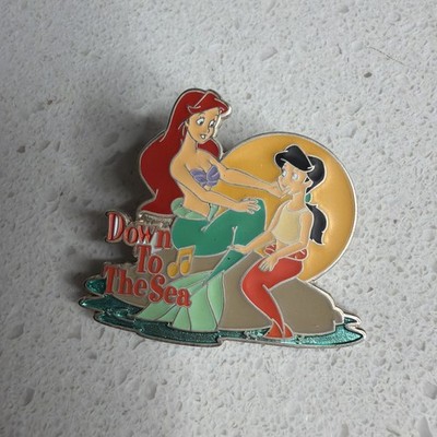 Disney Store Magical Musical Moments Down to the Sea Ariel and Melody Pin