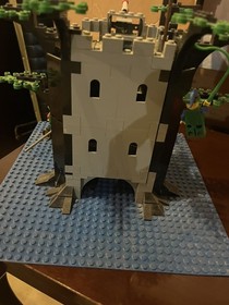 LEGO CASTLE 6077 Forestmen's River Fortress COMPLETE w/ Box and Instructions