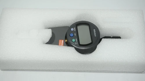 Mitutoyo 811-338-11 HH-338-01 Type D Compact Digital Durometer In Original Box