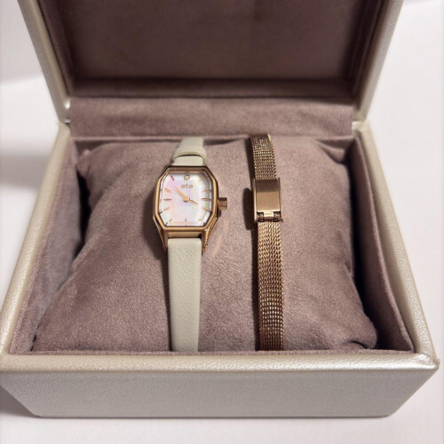 ete Ladies Watch WINTER LIMITED Treat 2020 | eBay ete Ladies Watch WINTER LIMITED Treat 2020 | eBay