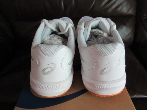ASICS Women's Upcourt 6 Volleyball Shoes, Size 8.5, White/Pure Silver - Picture 4 of 8