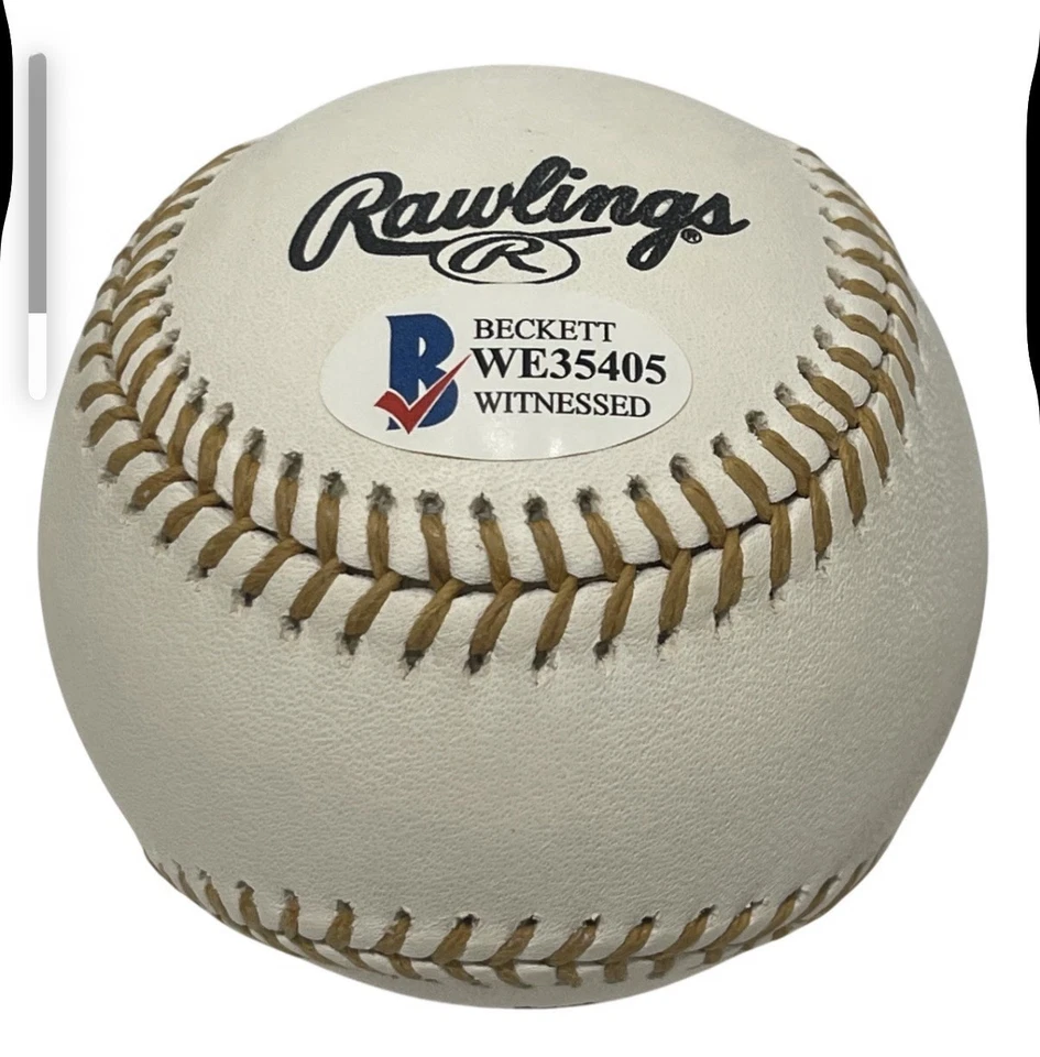 Omar Vizquel Signed Rawlings Gold Glove Baseball w/ 11x GG BAS COA - Image 2 of 2