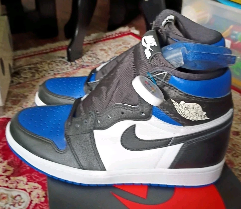 Talla 8.5 - Jordan 1 Retro OG Puntera Alta Real Foto 4 de 4