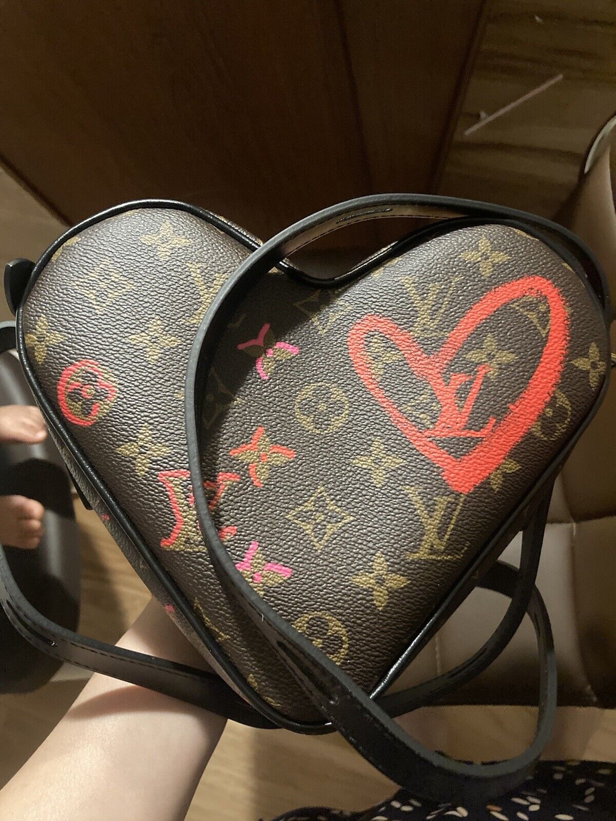 lv pink heart purse