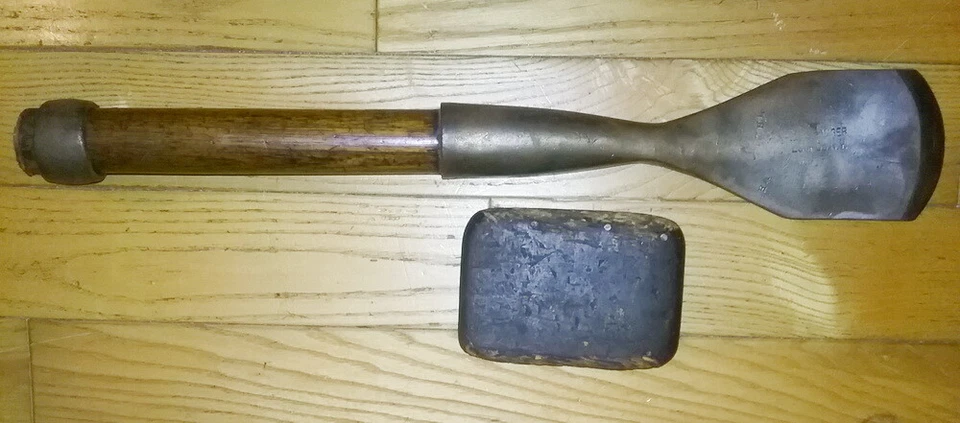 Antique Large 22" Long Beavertail Bark Spudder Handmade Wooden Sheath - Image 2 of 3