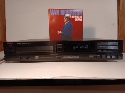Luxman DZ-111 CD Player (With Remote) Tested