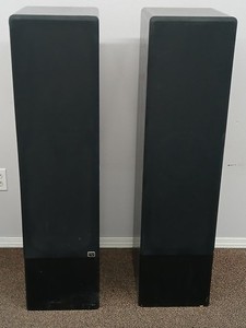 Pair of Vintage Nelson Reed 8-04/BI Tower Speakers (1 Working, 1 For Repair)