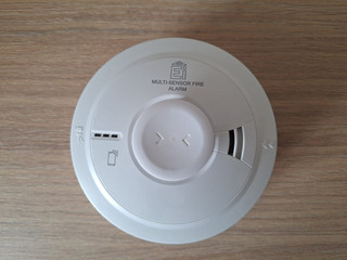 Aico Ei3024 Multi Sensor Heat & Smoke Alarm expiry June 2032