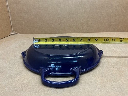 Le Creuset Signature 10.25" Skillet Indigo - Picture 5 of 7