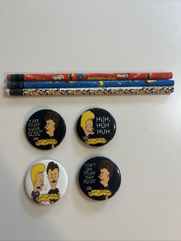 Lot -Vintage 1993 Beavis & Butthead MTV Promotional Button Pins & 1996 Pencils