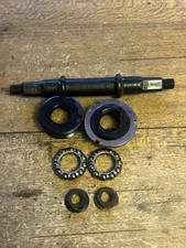 Vintage Unbranded Three Piece Bottom Bracket ...