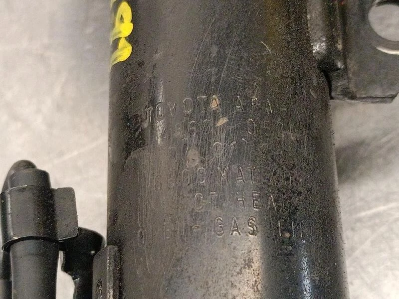 4852105201 amortisseur avant gauche pour TOYOTA AVENSIS SEDAN ( T25 ) 5461853 - Photo 4/4