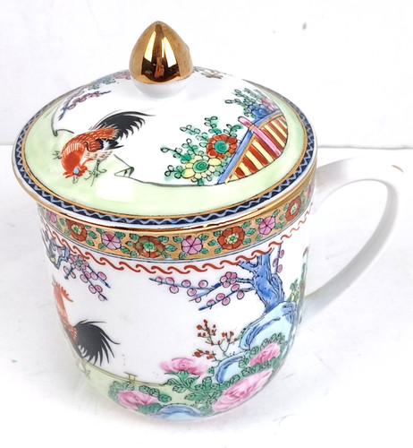 Vtg Chinese Oriental Rooster Familie Rose Hand Painted Porcelain Mug Coffee Cup