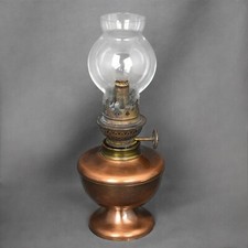 Lampe à huile ancienne en