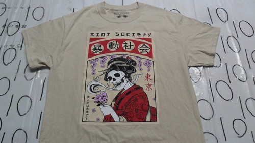 Medium NWOT Riot Society Japanese Shirt