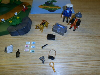 廃盤 playmobil 3136 泥棒と警察スーパーセット Amazon.com: Super Set Police : Toys & Games