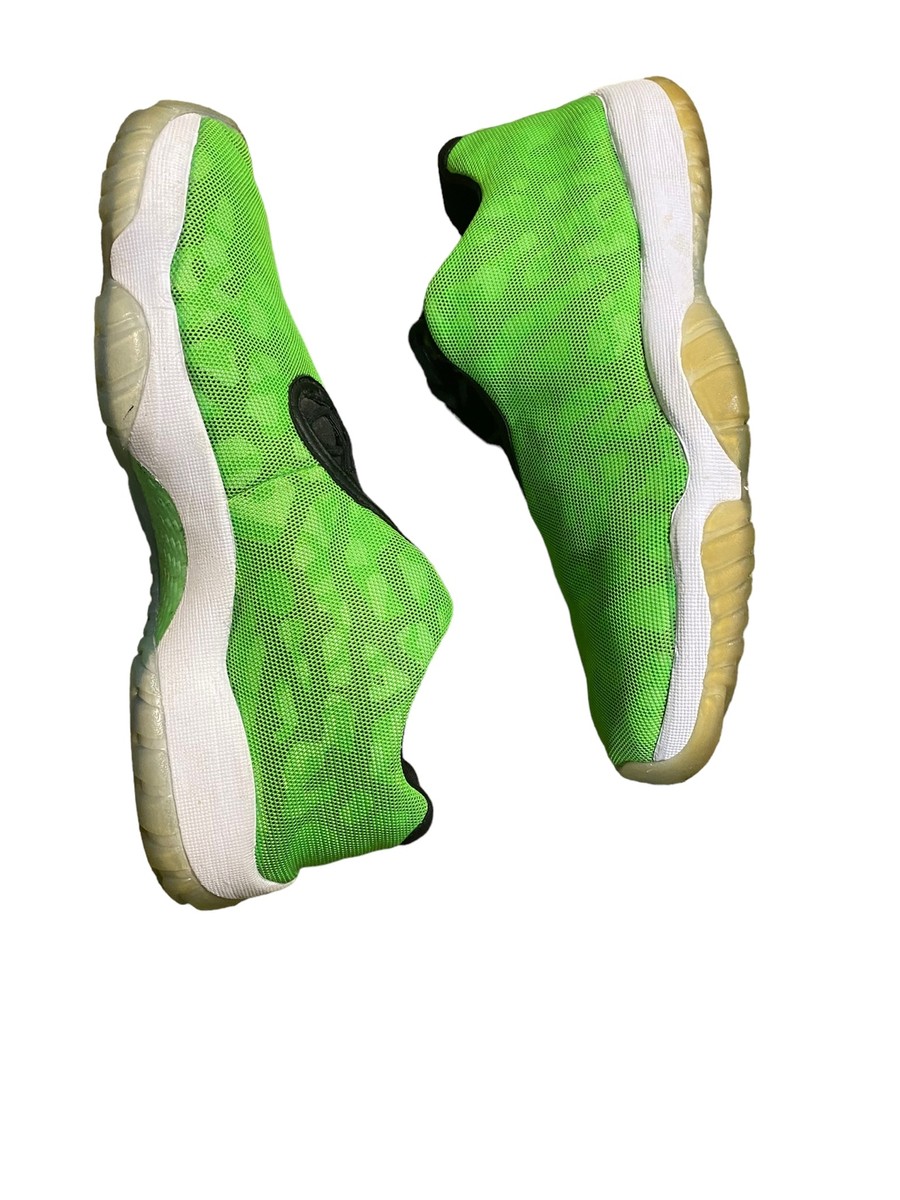 Jordan Future Low Green Pulse Basketball Shoes Men display picture 2