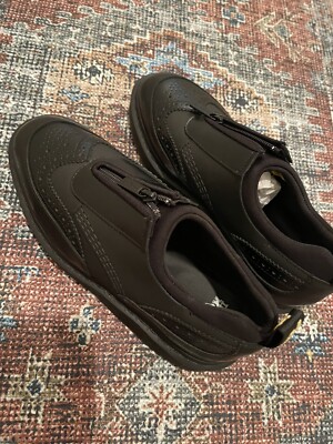 Martens resnik black size