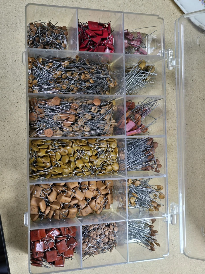 ENORME Lote Condensadores De Colección - Sprague Plus More Bumblebee Foto 2 de 4