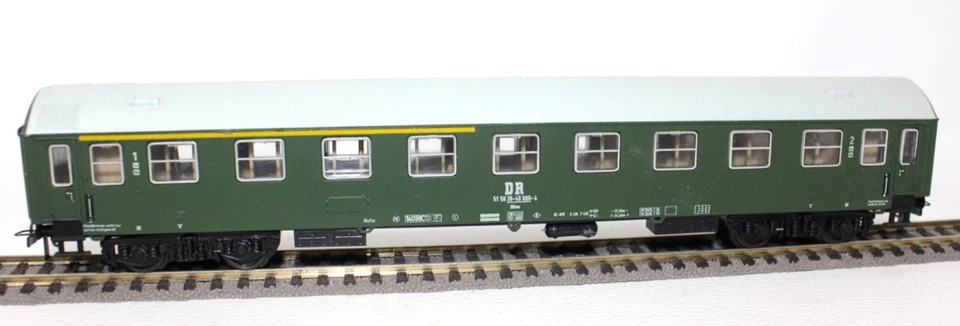 VEB Schicht H0 Personenwagen 1./2. Klasse - 39-40 000 DR - HO H0 1:87 - Bild 1 von 4