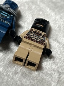 LEGO DC Super Heroes Desert Batman Minifigure From Set 76056 sh288 And Scuba