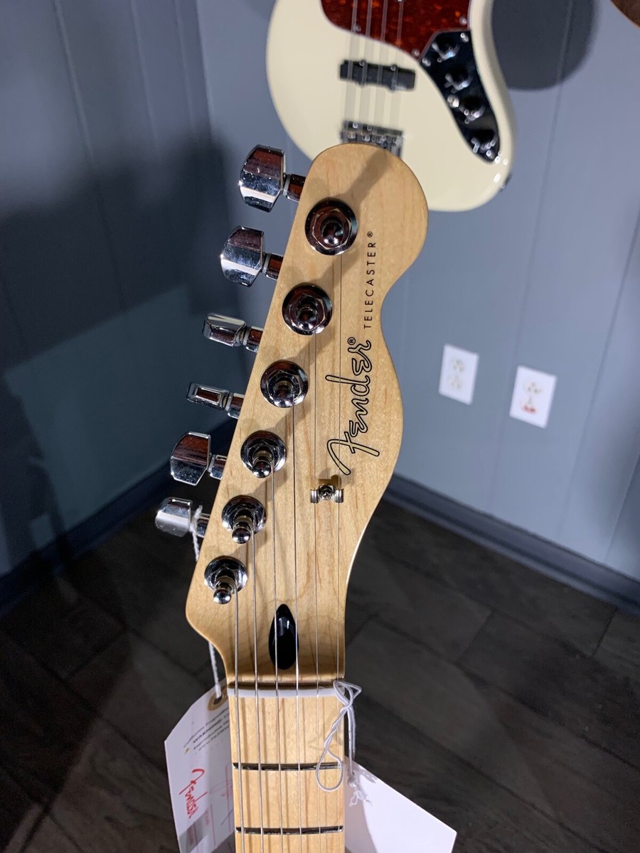 Fender Player Telecaster 3-Tone Sunburst Maple Fingerboard w Fender Player Telecaster 3-Tone Sunburst Maple Fingerboard w