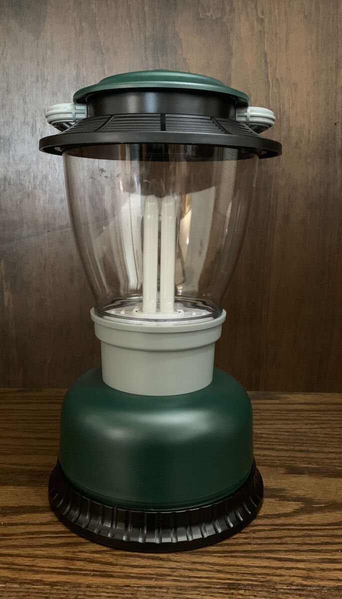 Coleman 700 Lumens Kerosene Lantern with Adjustable Coleman 700 Lumens Kerosene Lantern with Adjustable