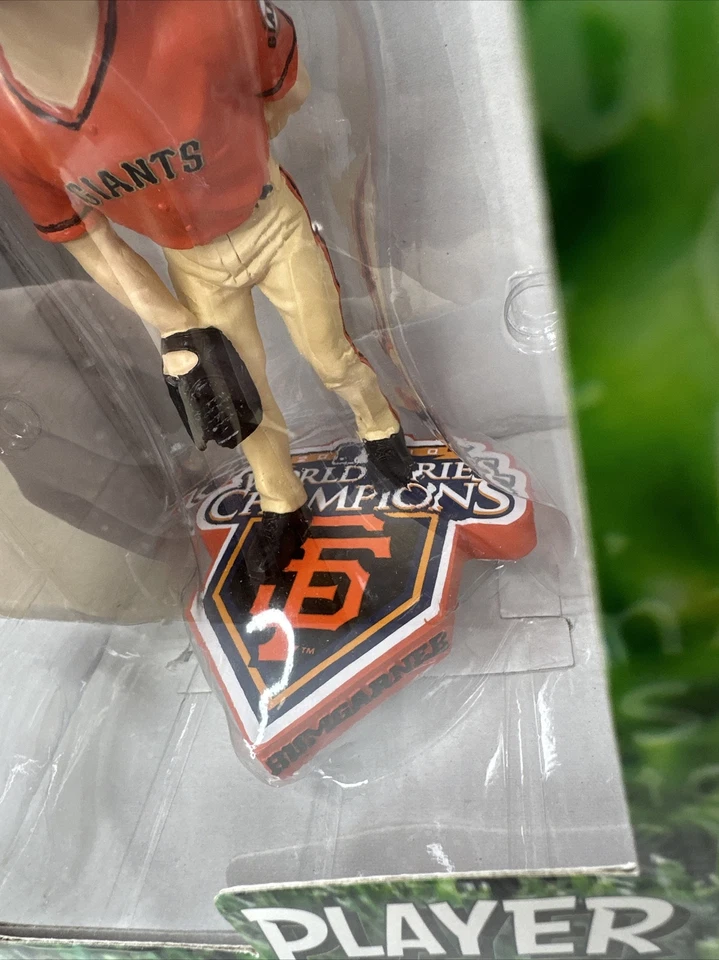 *NEW* Madison Bumgarner World Series Champion San Francisco GIANTS Bobblehead - Image 3 of 4