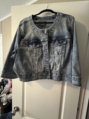 Torrid Size Collarless Denim Jacket Cotton Polyester/ Spandex Women’s 